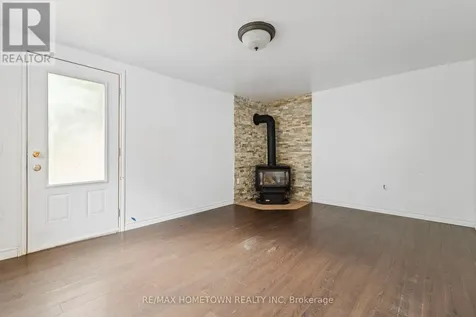 93 Perth Street Brockville ON K6V 5C8