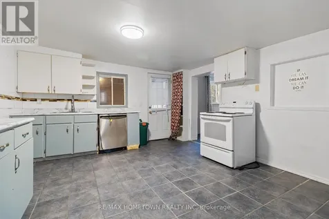 93 Perth Street Brockville ON K6V 5C8