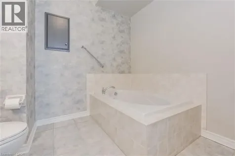 478 St Andrew Street East Fergus ON N1M 3V7