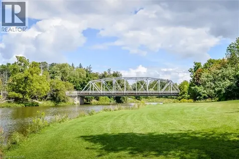 478 St Andrew Street East Fergus ON N1M 3V7