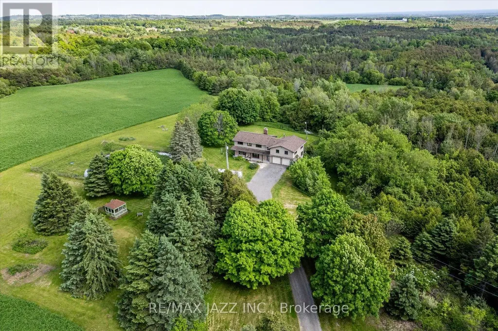 8733 Leskard Road Clarington ON L0B 1M0