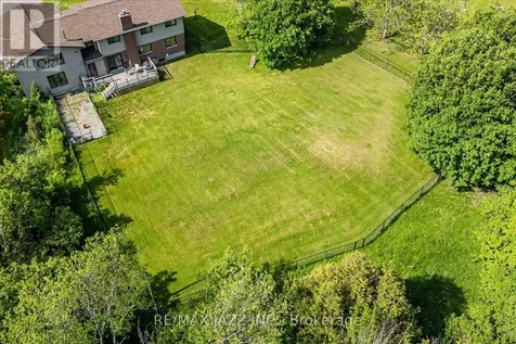 8733 Leskard Road Clarington ON L0B 1M0