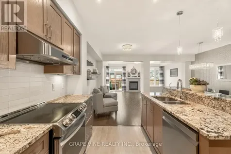 383 Memorial Grove Ottawa ON K1X 0C7