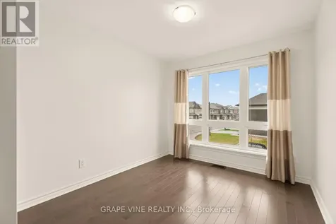 383 Memorial Grove Ottawa ON K1X 0C7