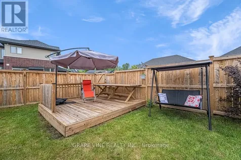 383 Memorial Grove Ottawa ON K1X 0C7