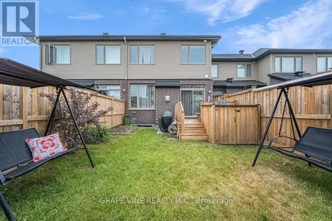 383 Memorial Grove Ottawa ON K1X 0C7