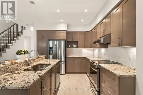 383 Memorial Grove Ottawa ON K1X 0C7
