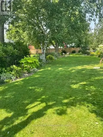 124 John Street Gananoque ON K7G 1A5