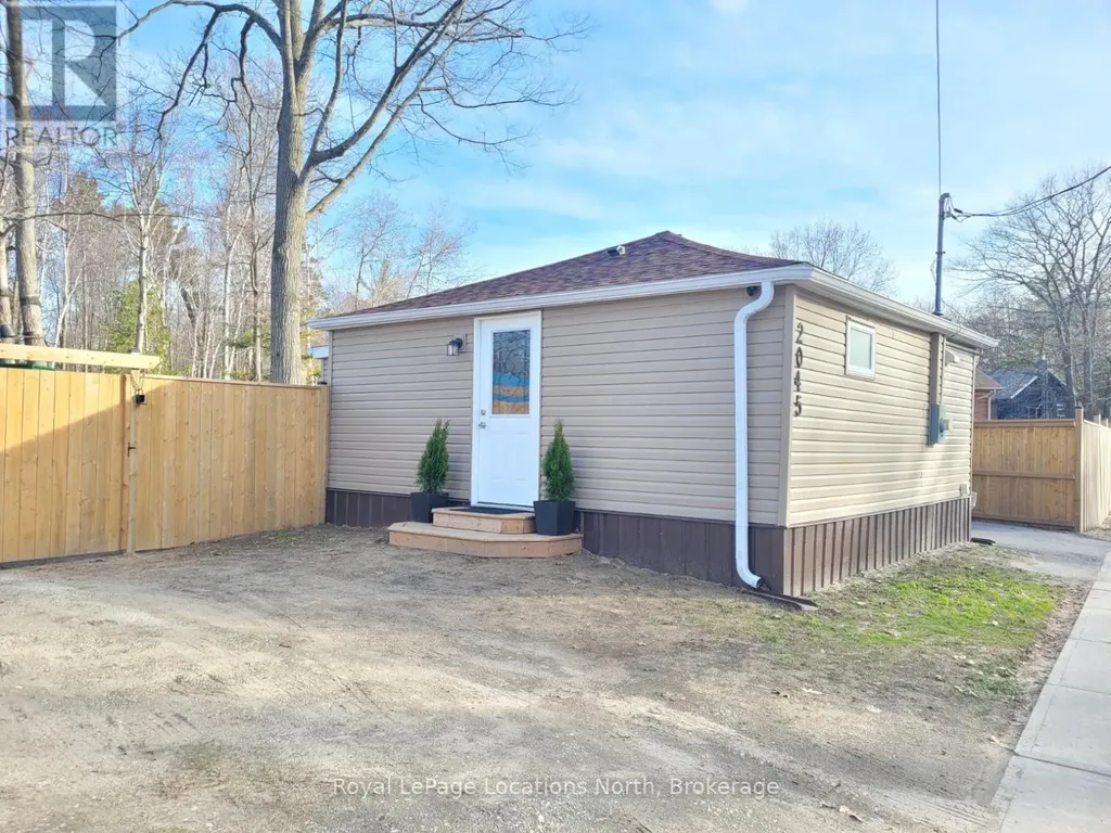 2045 River Road West Wasaga Beach ON L9Z 2W1