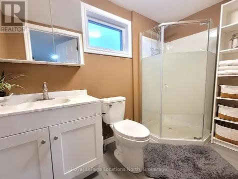 2045 River Road West Wasaga Beach ON L9Z 2W1