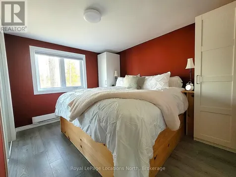 2045 River Road West Wasaga Beach ON L9Z 2W1