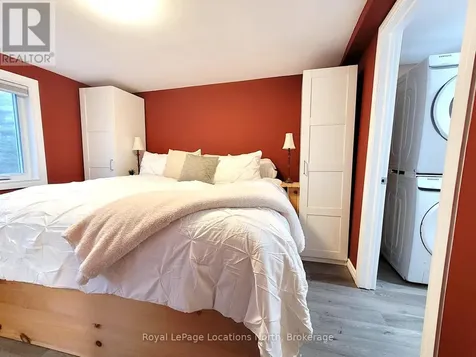 2045 River Road West Wasaga Beach ON L9Z 2W1