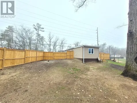 2045 River Road West Wasaga Beach ON L9Z 2W1