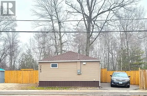 2045 River Road West Wasaga Beach ON L9Z 2W1
