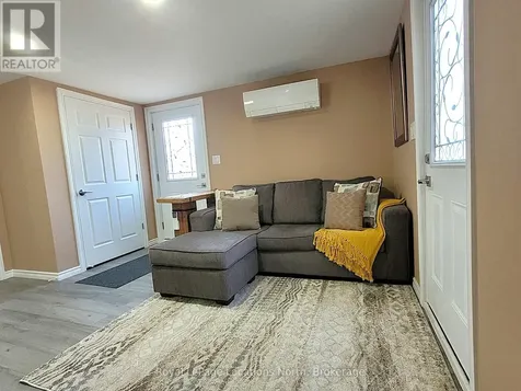 2045 River Road West Wasaga Beach ON L9Z 2W1