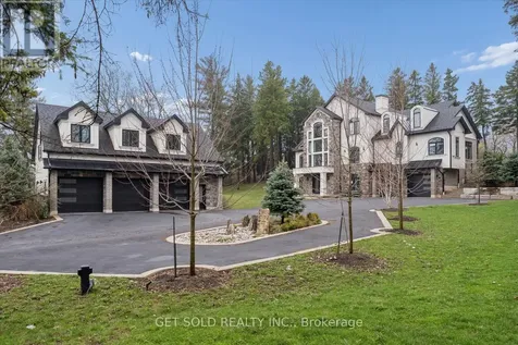 5040 Mount Nemo Crescent Burlington ON L7M 0T6