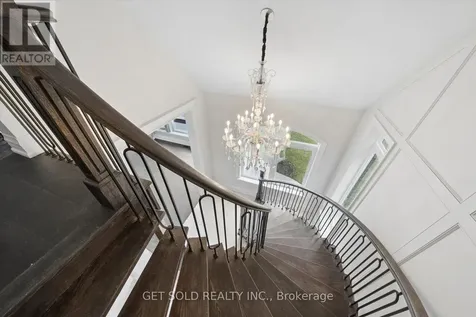 5040 Mount Nemo Crescent Burlington ON L7M 0T6