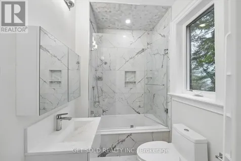 5040 Mount Nemo Crescent Burlington ON L7M 0T6