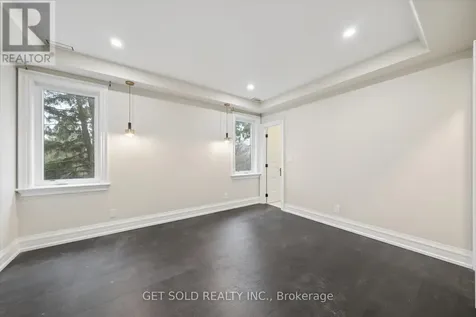 5040 Mount Nemo Crescent Burlington ON L7M 0T6