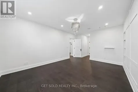 5040 Mount Nemo Crescent Burlington ON L7M 0T6