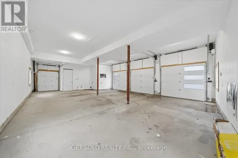 5040 Mount Nemo Crescent Burlington ON L7M 0T6