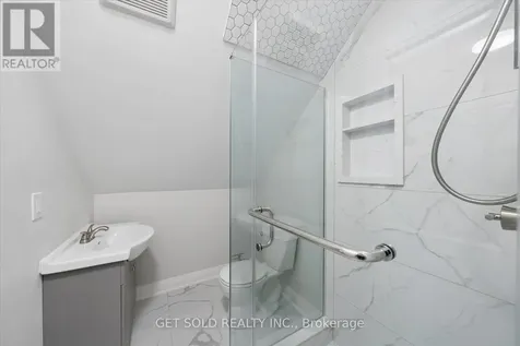 5040 Mount Nemo Crescent Burlington ON L7M 0T6