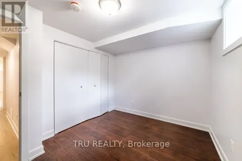 2424 Iris Street Ottawa ON K2C 1C6