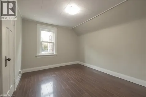177 Regina Street North Waterloo ON N2J 3B4