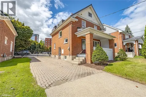 177 Regina Street North Waterloo ON N2J 3B4