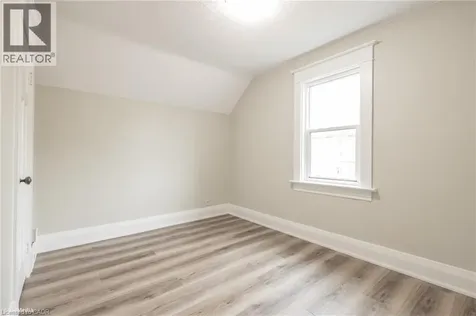 175 Regina Street North Waterloo ON N2J 3B4