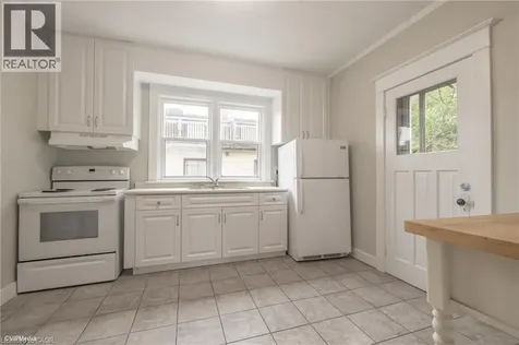 175 Regina Street North Waterloo ON N2J 3B4