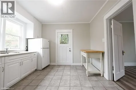 175 Regina Street North Waterloo ON N2J 3B4
