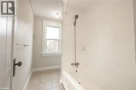 175 Regina Street North Waterloo ON N2J 3B4
