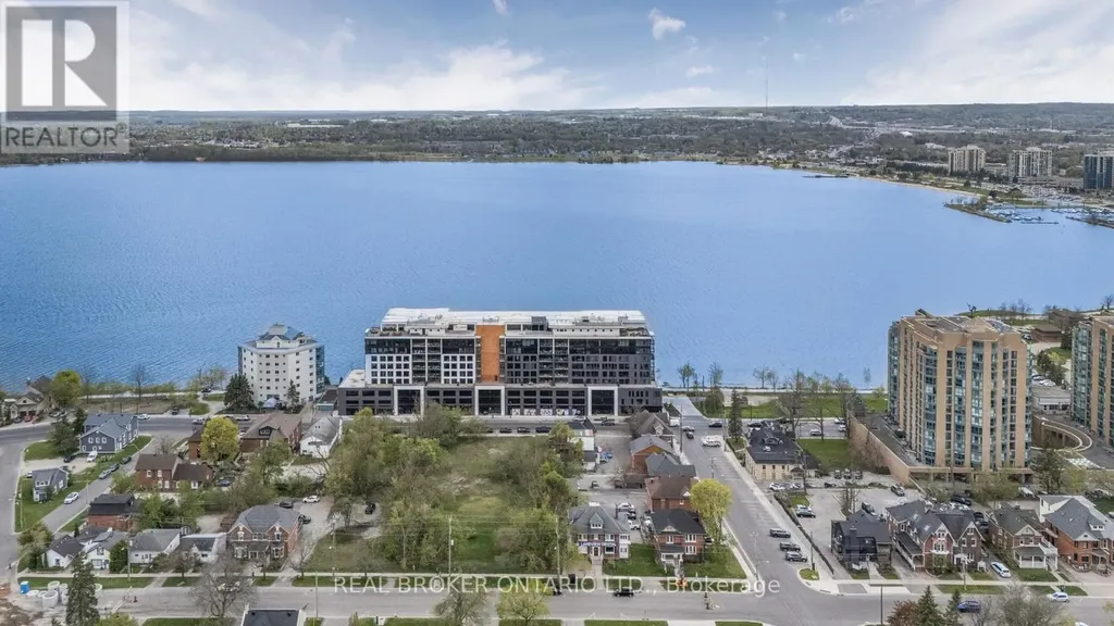 185 Dunlop Street East Barrie (lakeshore) ON L4M 0L7
