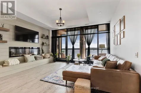 185 Dunlop Street East Barrie (lakeshore) ON L4M 0L7
