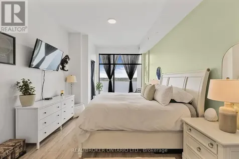 185 Dunlop Street East Barrie (lakeshore) ON L4M 0L7