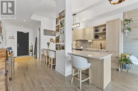185 Dunlop Street East Barrie (lakeshore) ON L4M 0L7