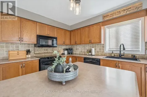 7 Hearthbridge Street Kitchener ON N2R 1L5