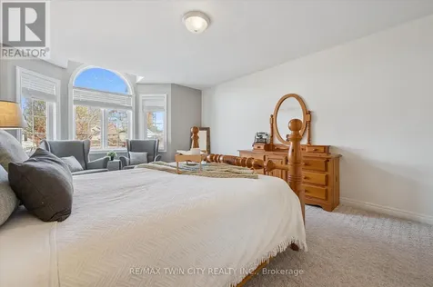 7 Hearthbridge Street Kitchener ON N2R 1L5