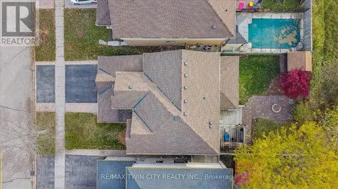 7 Hearthbridge Street Kitchener ON N2R 1L5