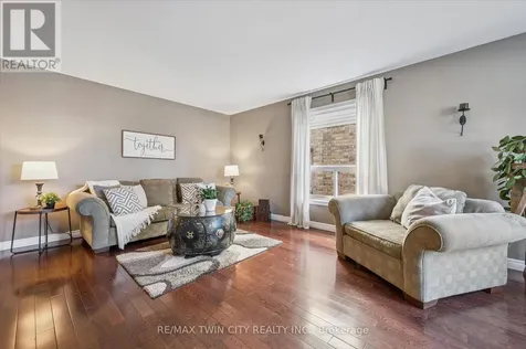 7 Hearthbridge Street Kitchener ON N2R 1L5