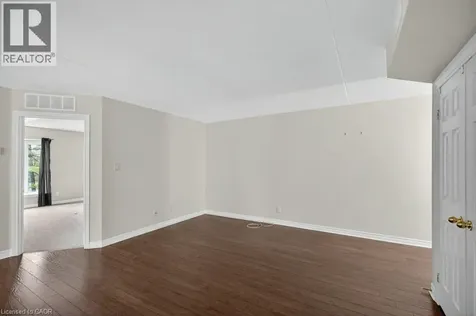 2010 Cleaver Avenue Burlington ON L7M 4C1