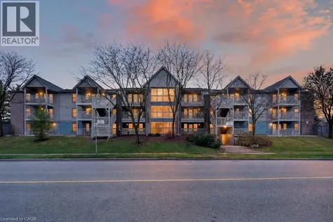2010 Cleaver Avenue Burlington ON L7M 4C1