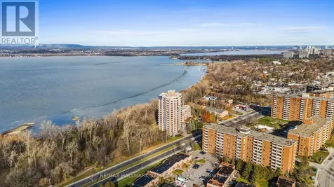 3105 Carling Avenue Ottawa ON K2H 5A6
