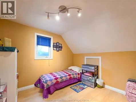 426 Victoria Avenue Chatham ON N7L 3B3