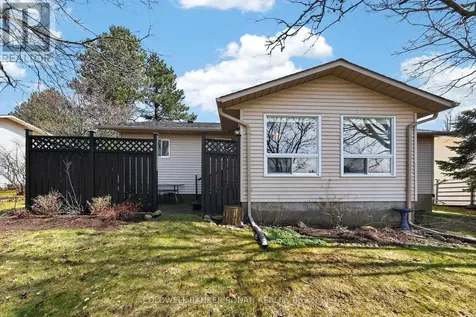 105 Tecumseth Pines Drive New Tecumseth ON L0G 1W0