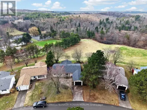 105 Tecumseth Pines Drive New Tecumseth ON L0G 1W0