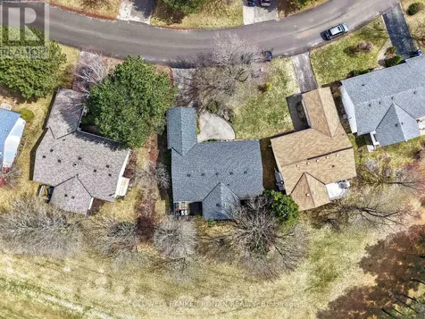 105 Tecumseth Pines Drive New Tecumseth ON L0G 1W0