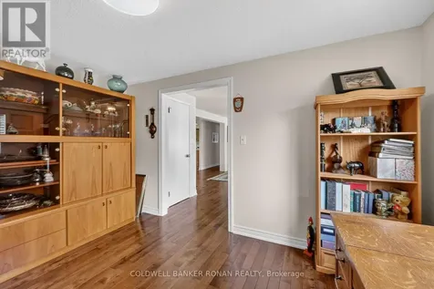 105 Tecumseth Pines Drive New Tecumseth ON L0G 1W0