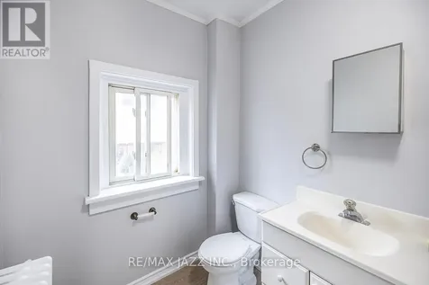 221 Walton Street Port Hope ON L1A 1P1